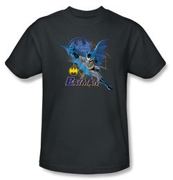 Batman Kids T-Shirt - Cape Outstretched Youth Charcoal Tee