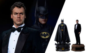 Batman (Ultimate Version) DC Comics 1:3 Scale Statue