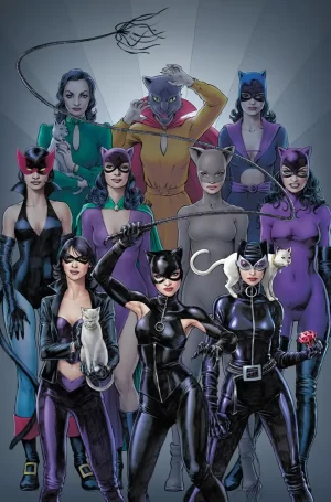 Catwoman #68 (Cover D - Nicola Scott Artist Spotlight Card Stock Variant)