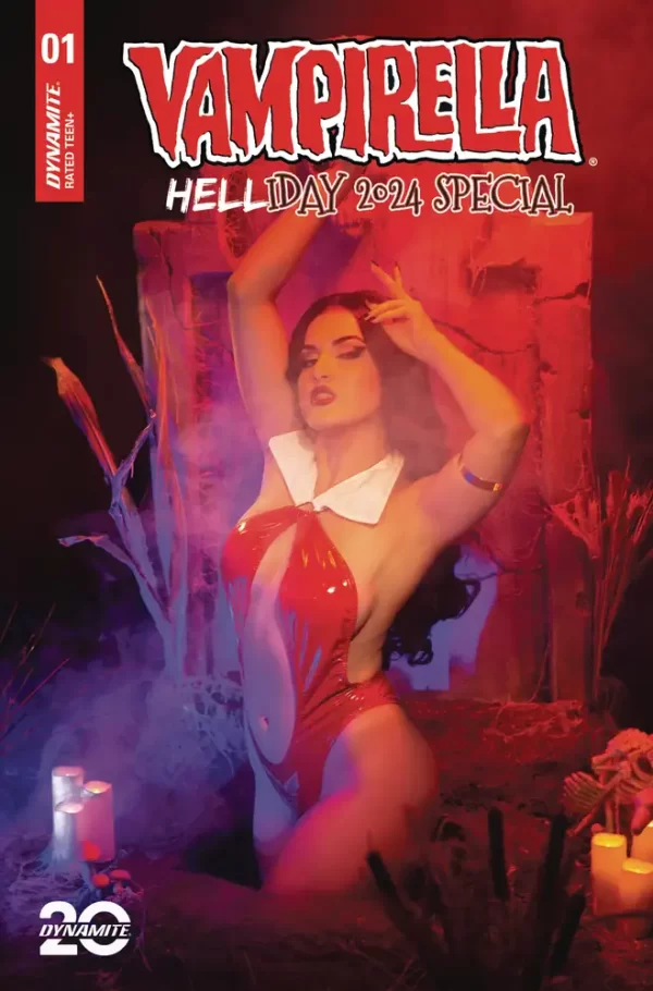 Vampirella Helliday 2024 Sp #1 (Cover D - Cosplay)