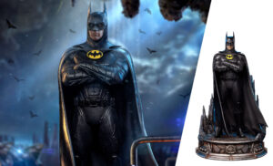 Batman Deluxe DC Comics 1:10 Scale Statue