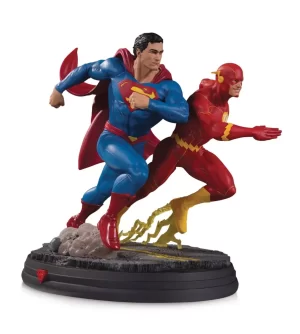 DC Gallery Superman vs Flash Racing Statue 2nd Ed