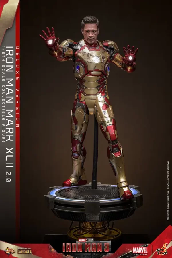 Hot Toys Iron Man Mark XLII (2.0) Deluxe Sixth Scale Figure