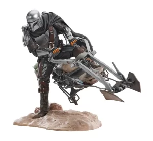 Star Wars Mandalorian Premier Coll Din Djarin W/Speeder Bike Statue